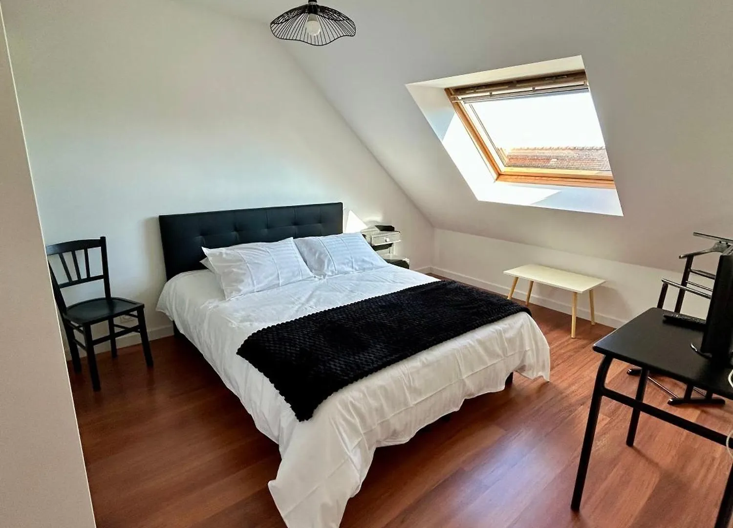 La Maison Bleue Saint-Avé فرنسا